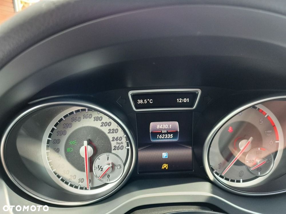 Mercedes-Benz GLA 180 (CDI) d Style - 8
