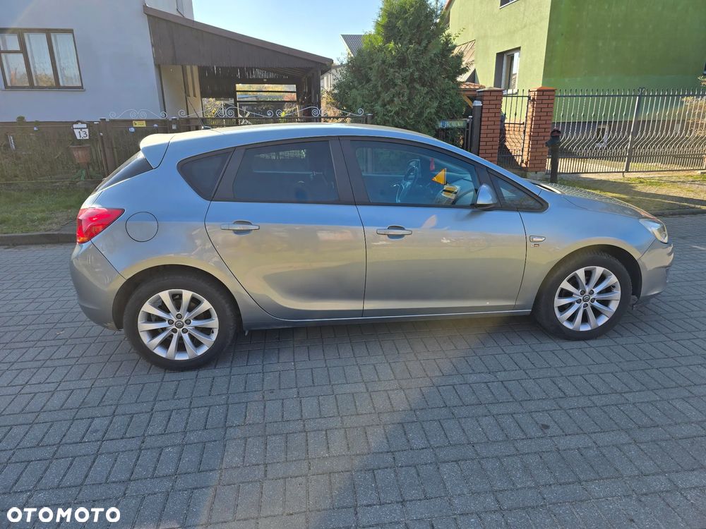 Opel Astra - 5