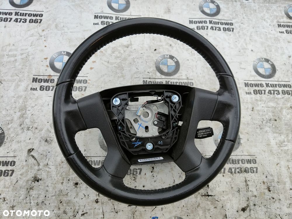 DODGE Journey FIAT Freemont Kierownica skórzana Stan BDB - 1