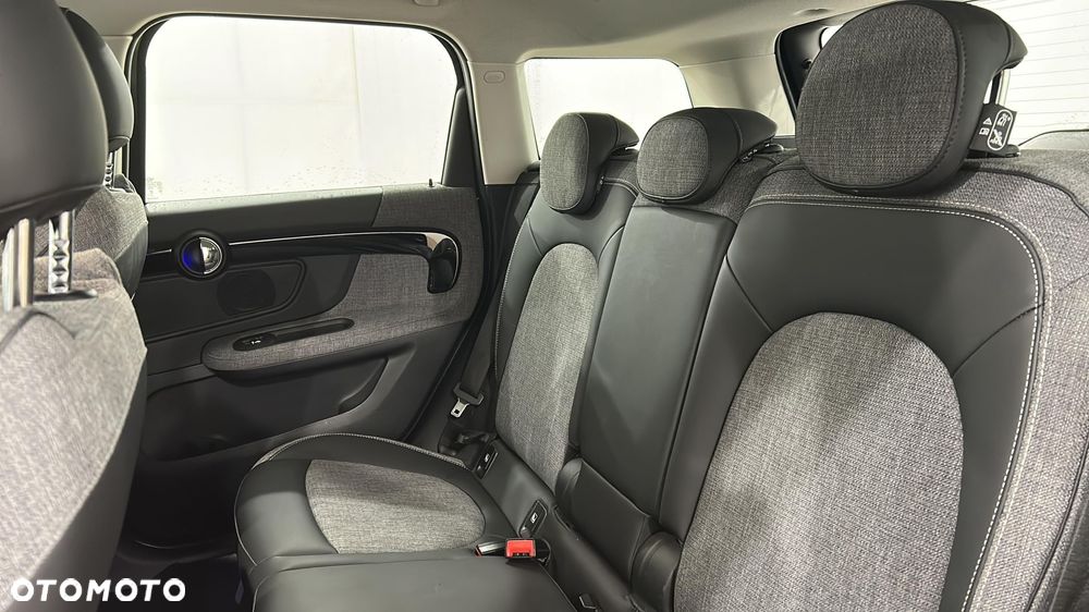 MINI Countryman Cooper Classic Trim - 13