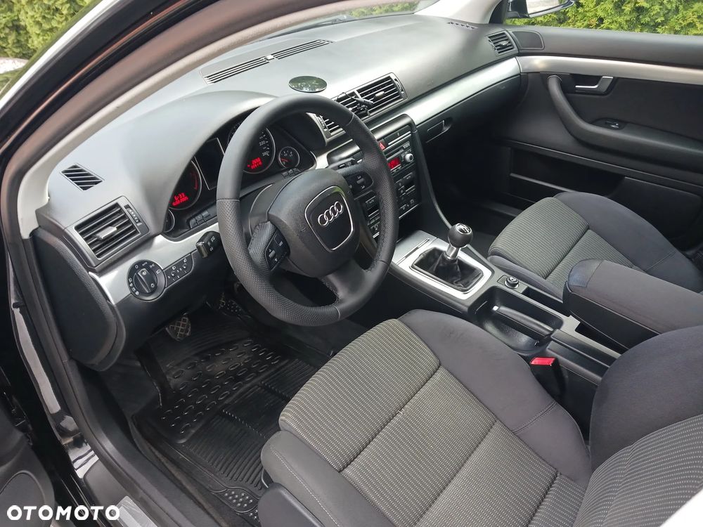 Audi A4 Avant 1.8 T - 9