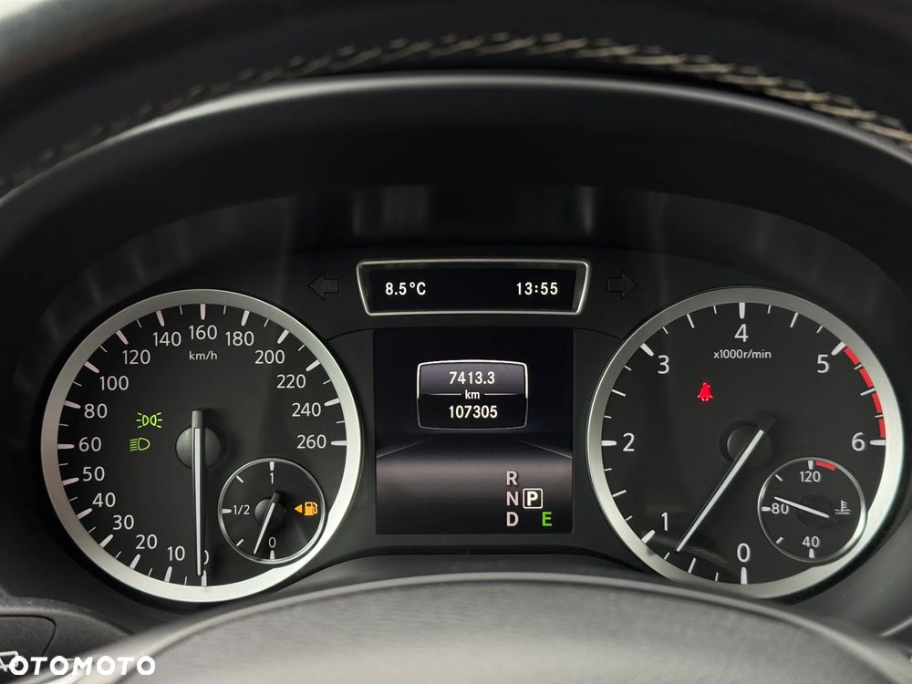 Infiniti Q30 2.2d Sport AWD 7DCT - 26