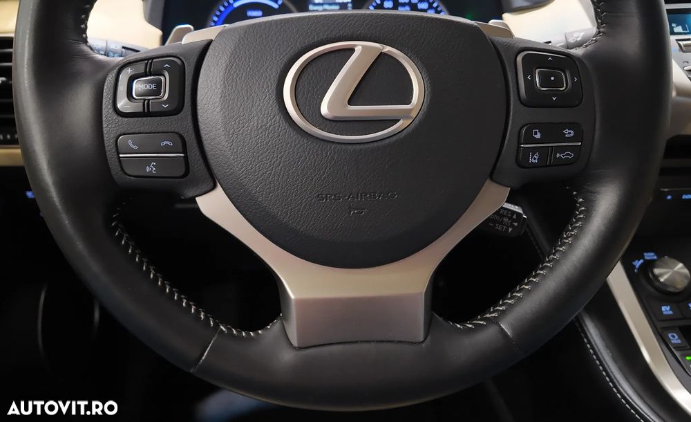 Lexus Seria NX 300h E-FOUR Luxury Line - 24