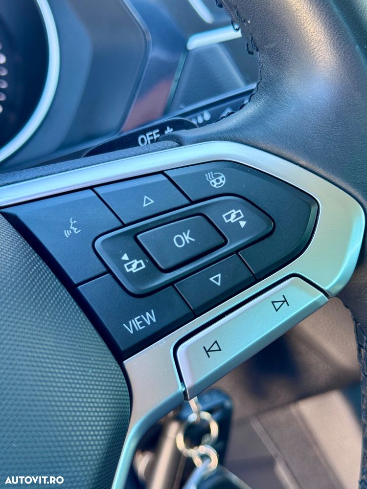 Volkswagen Tiguan - 13