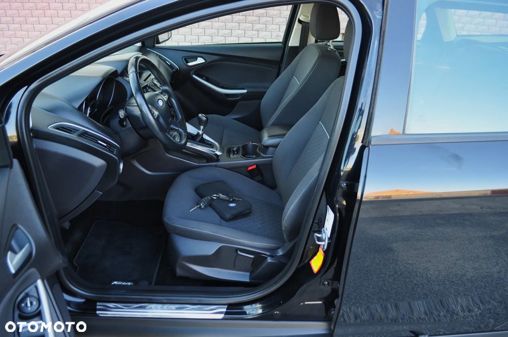 Ford Focus 1.0 EcoBoost Start-Stopp-System Champions Edition - 24