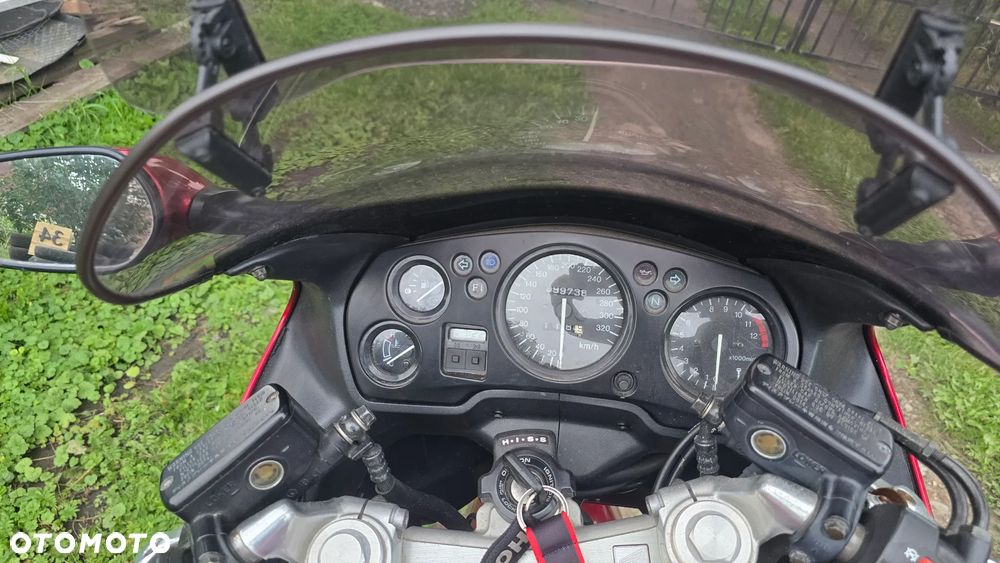 Honda CBR - 32