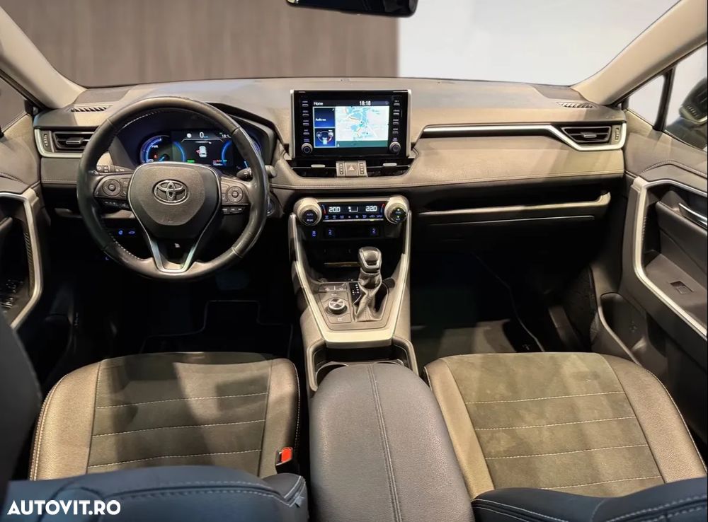 Toyota RAV4 2.5 VVT-iE 4x2 Dynamic - 8