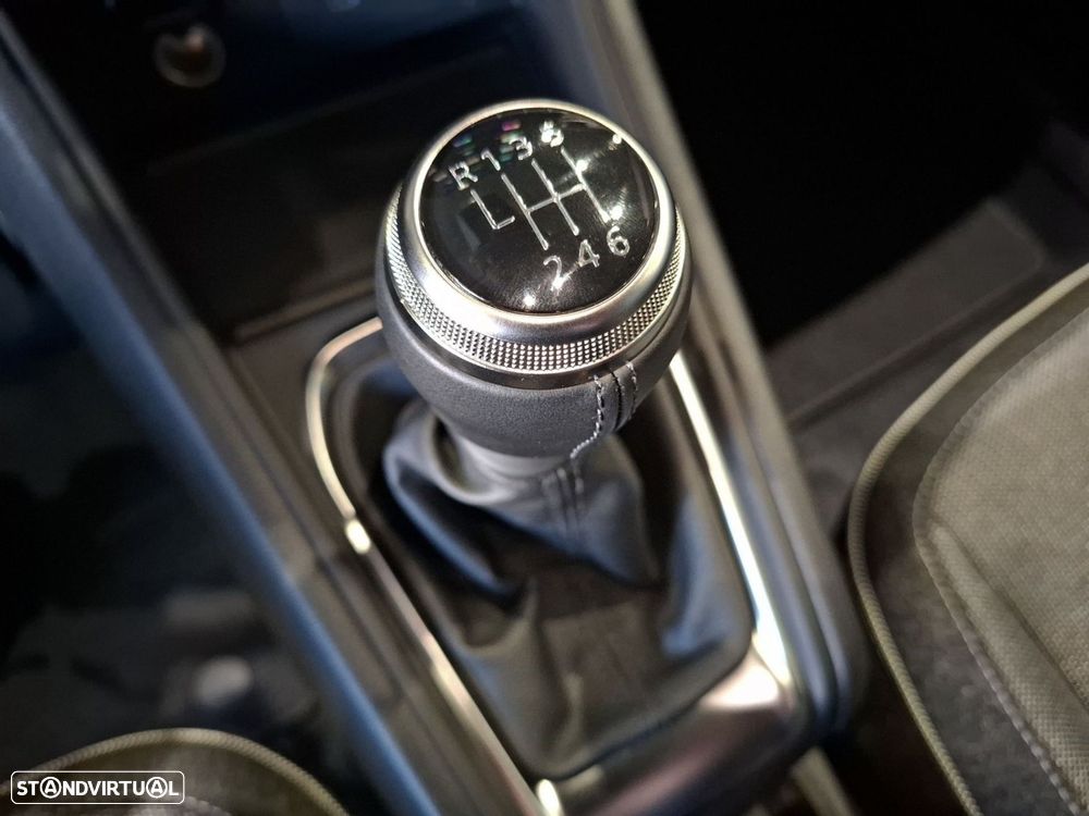 Renault Symbioz 1.3 Mild Hybrid Techno - 16