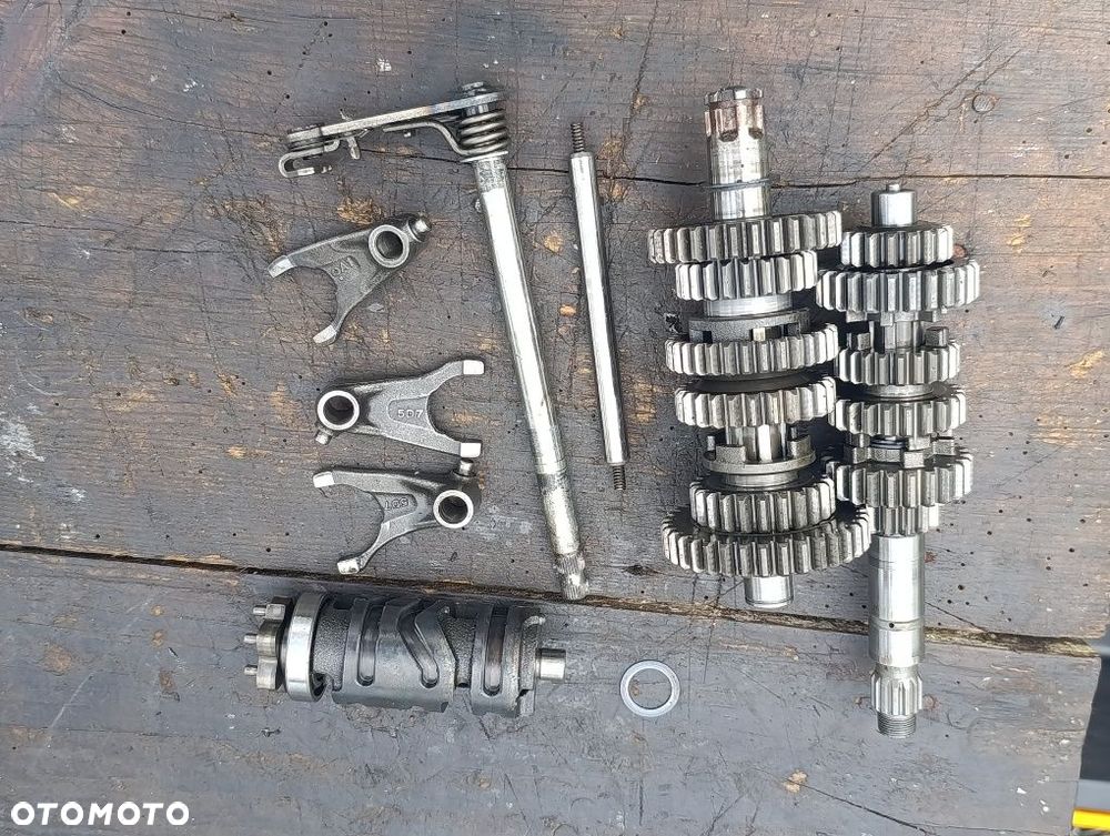 Skrzynia biegów Yamaha YZF 125R WR 08 – 14r wałek zmiany programator - 1