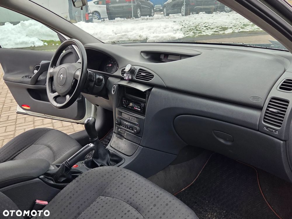 Renault Laguna 1.6 Expression - 25