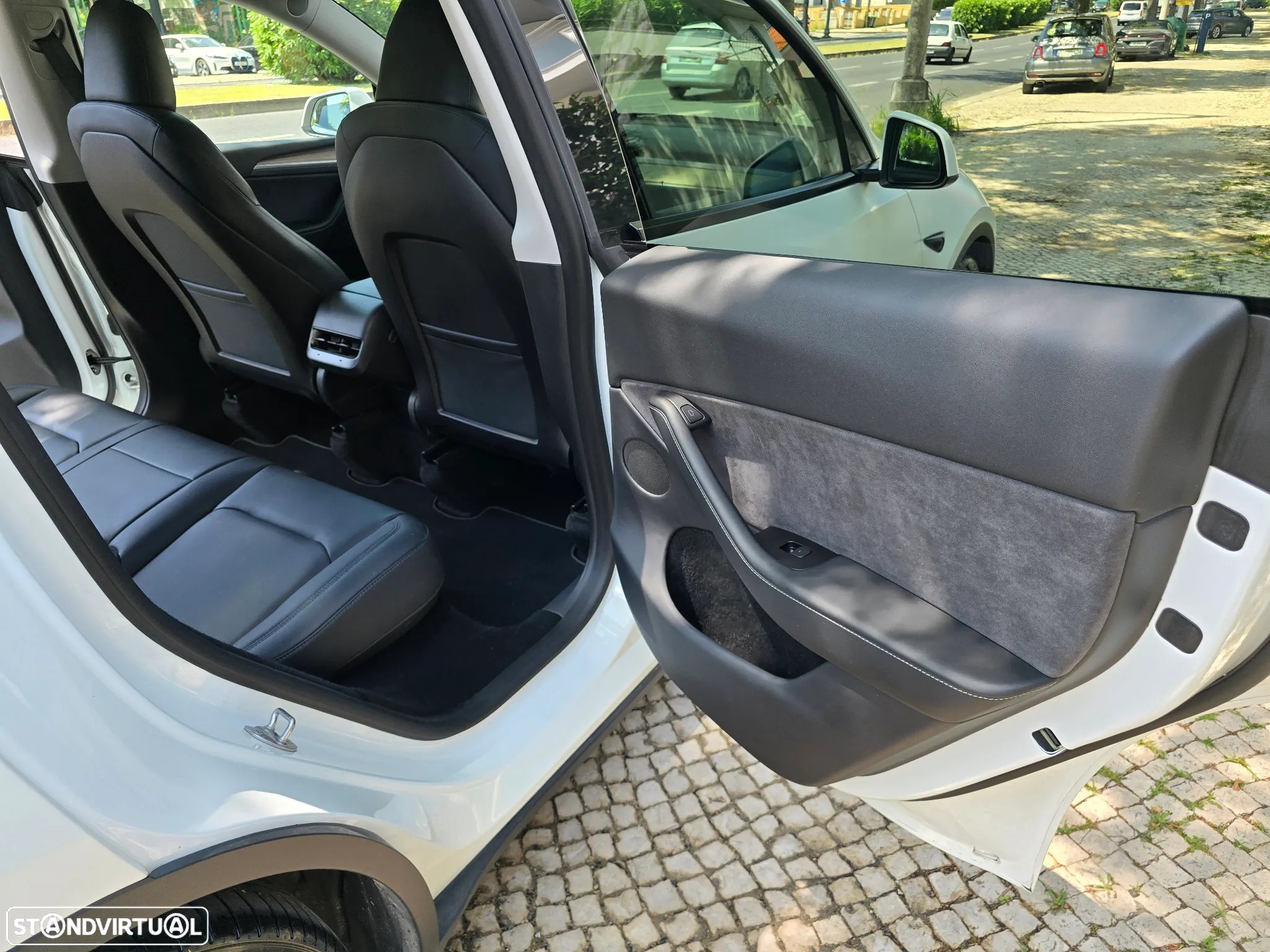 Tesla Model Y Performance Tração Integral - 29