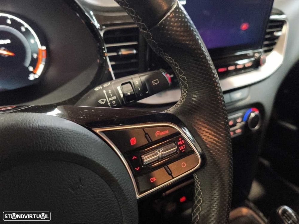 Kia ProCeed 1.0 T-GDI GT Line - 16