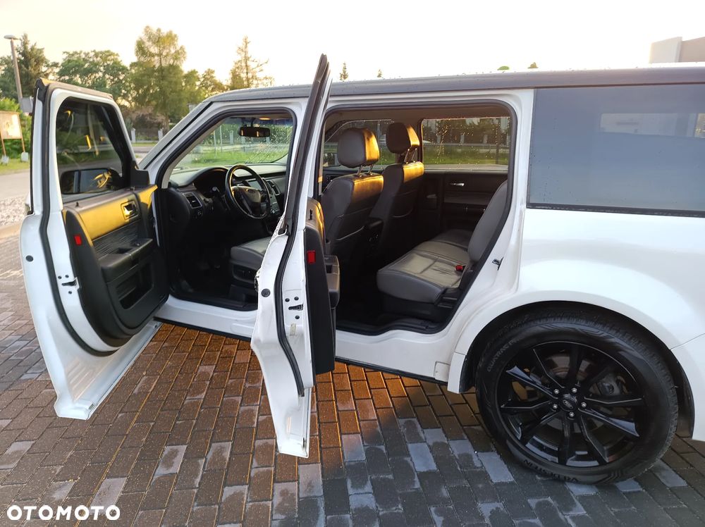 Ford Flex - 11