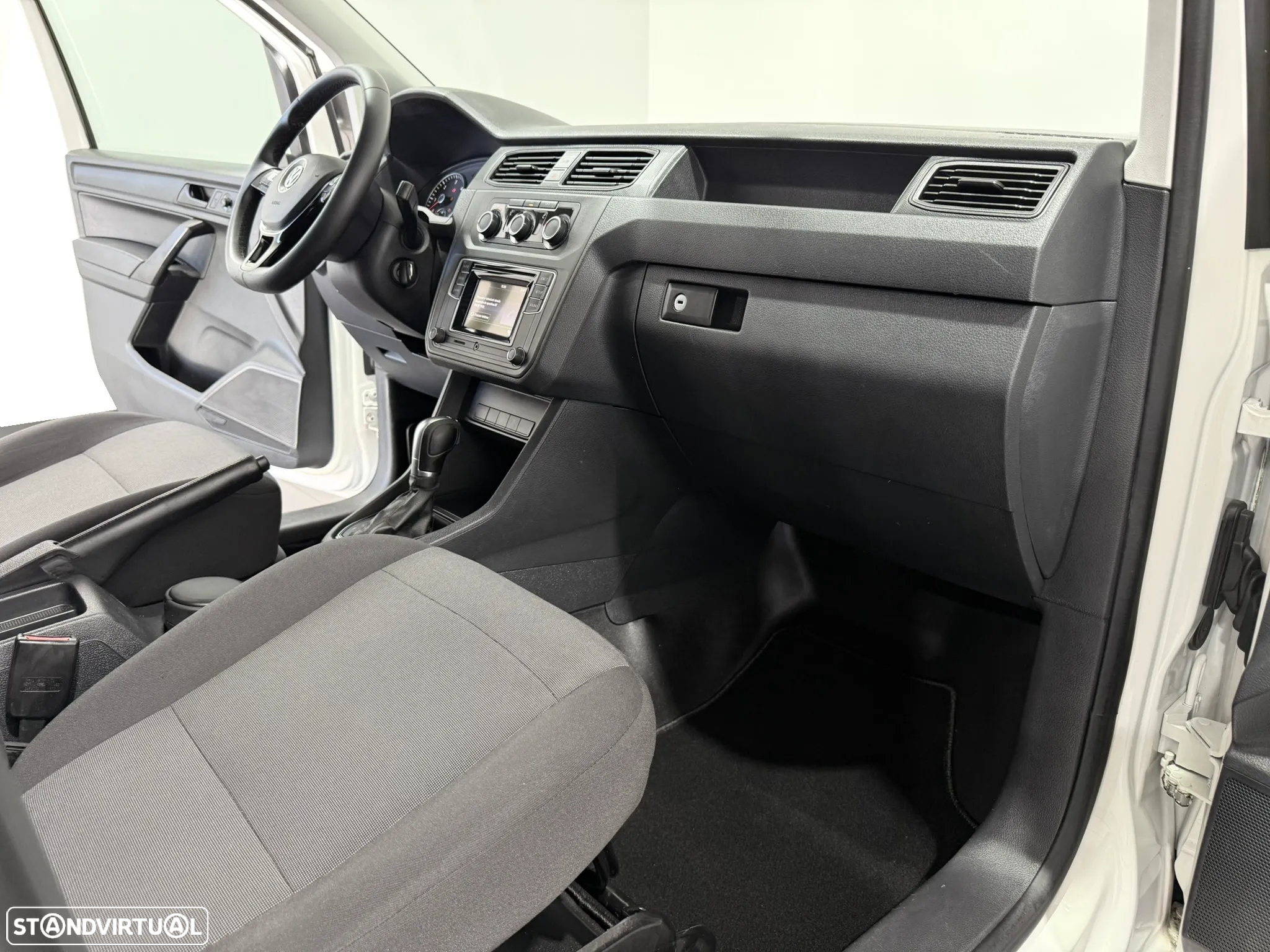 VW CADDY 2.0 TDI BLUEMOTION - CAIXA AUTOMATICA - 42