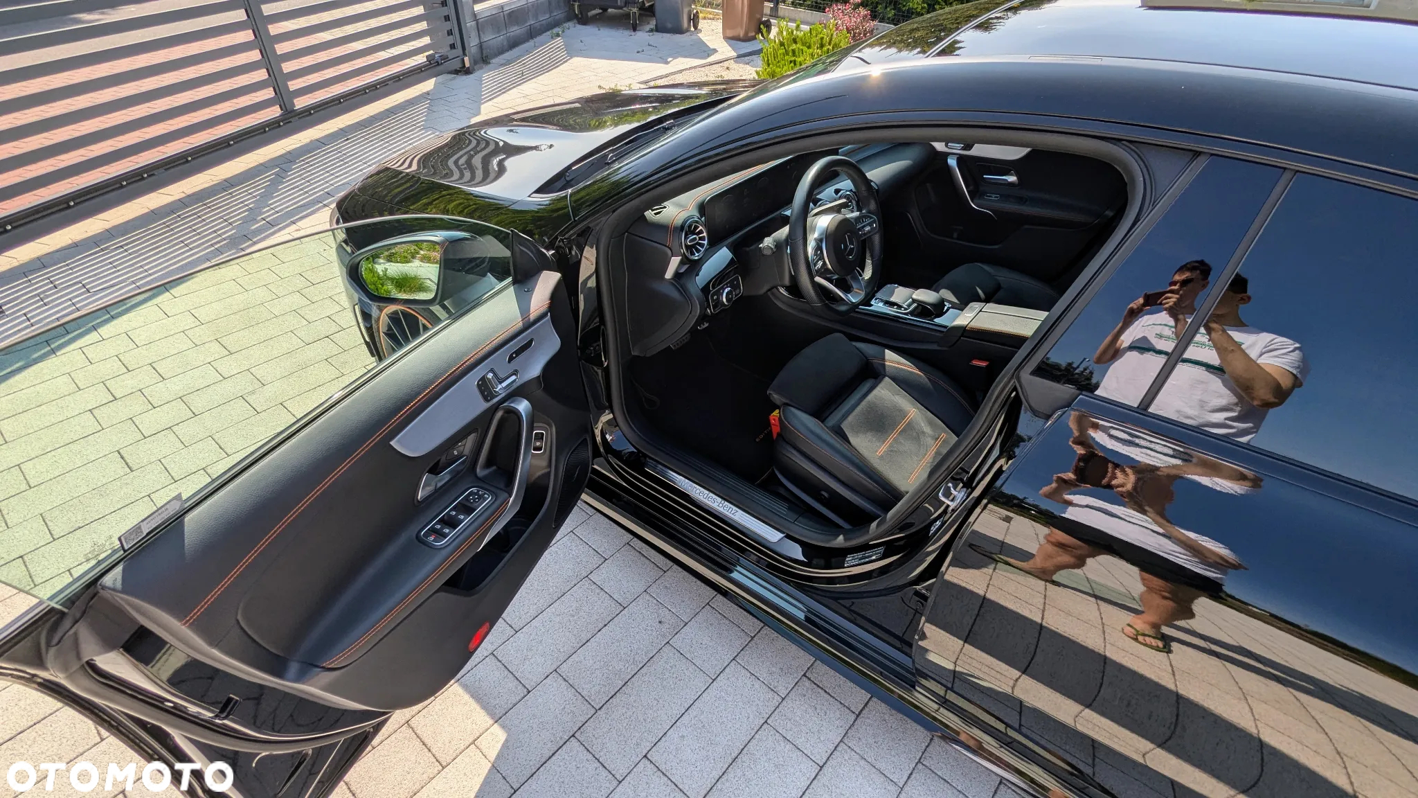 Mercedes-Benz CLA 250 4-Matic Edition 1 7G-DCT - 17