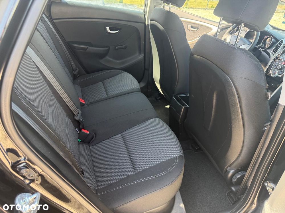 Hyundai i30 1.4 Classic - 11