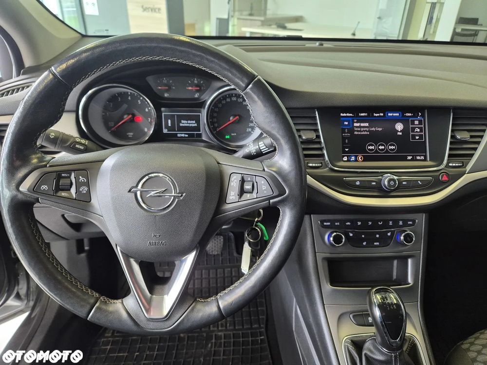 Opel Astra V 1.2 T Elegance S&S - 16