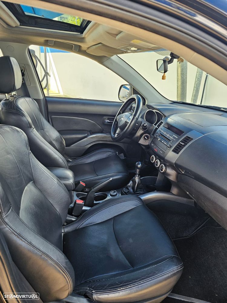 Mitsubishi Outlander 2.0 DI-D Instyle 4WD - 8