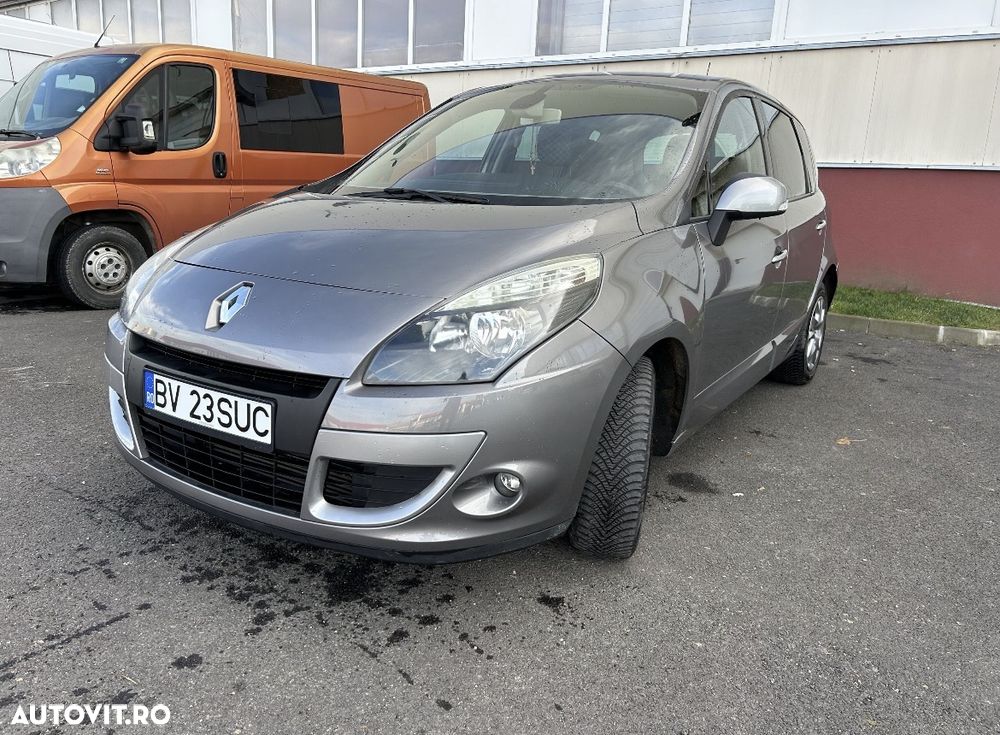 Renault Scenic - 1