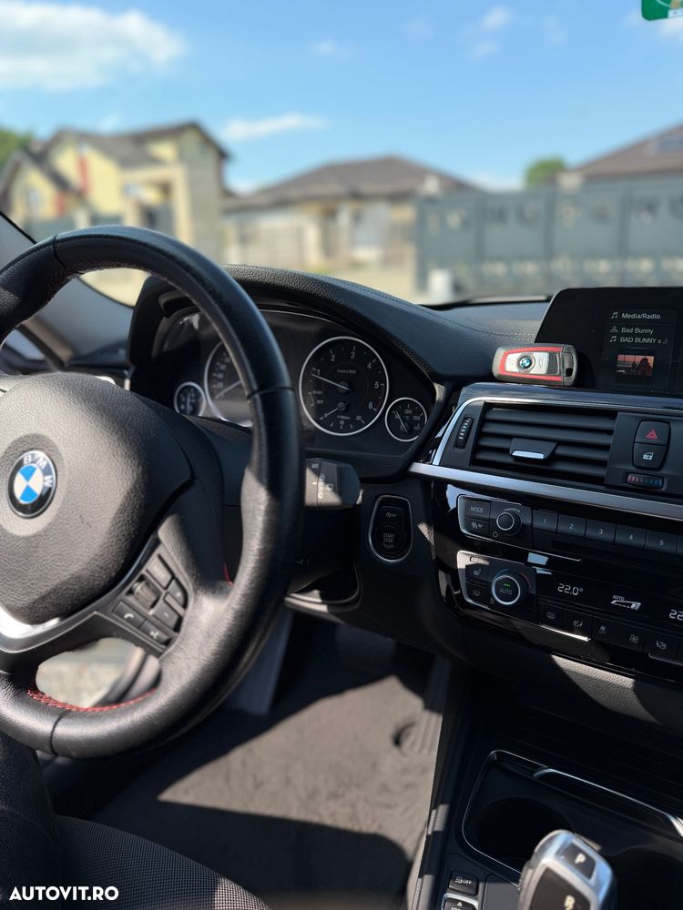 BMW Seria 3 320d Aut. - 27