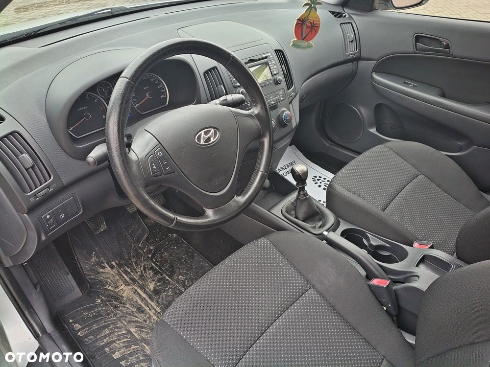 Hyundai i30 1.6 blue Classic - 7