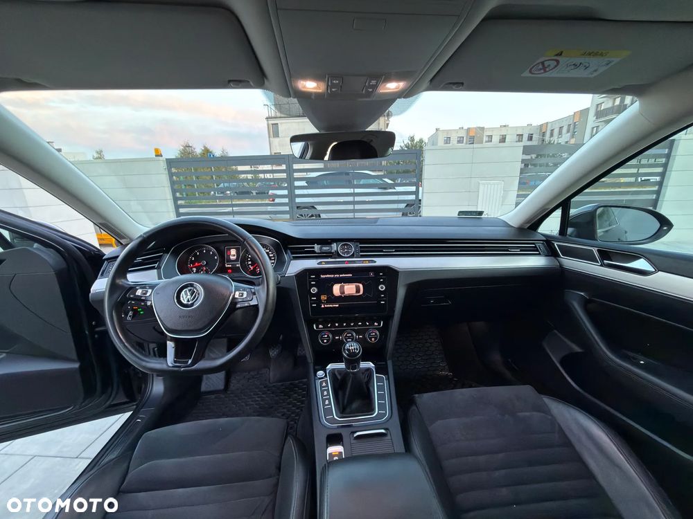 Volkswagen Passat 1.8 TSI BMT Highline - 11