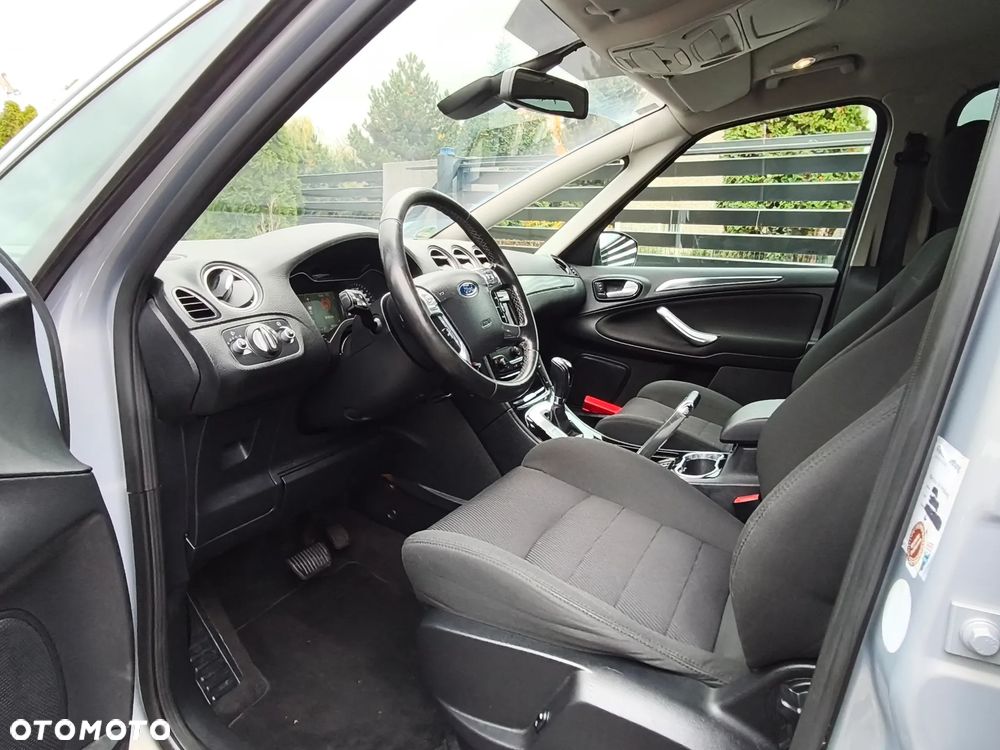 Ford S-Max 2.2 TDCi DPF Titanium - 29