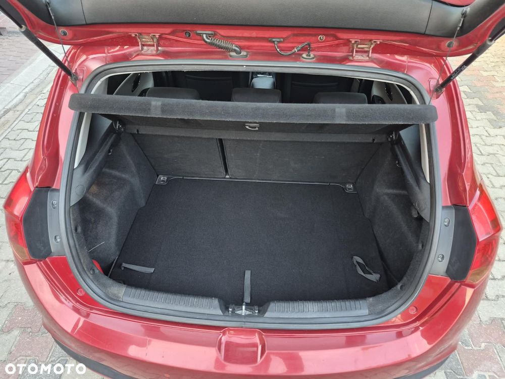 Kia Ceed - 4
