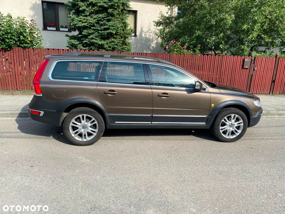 Volvo XC 70 D4 AWD Momentum - 8