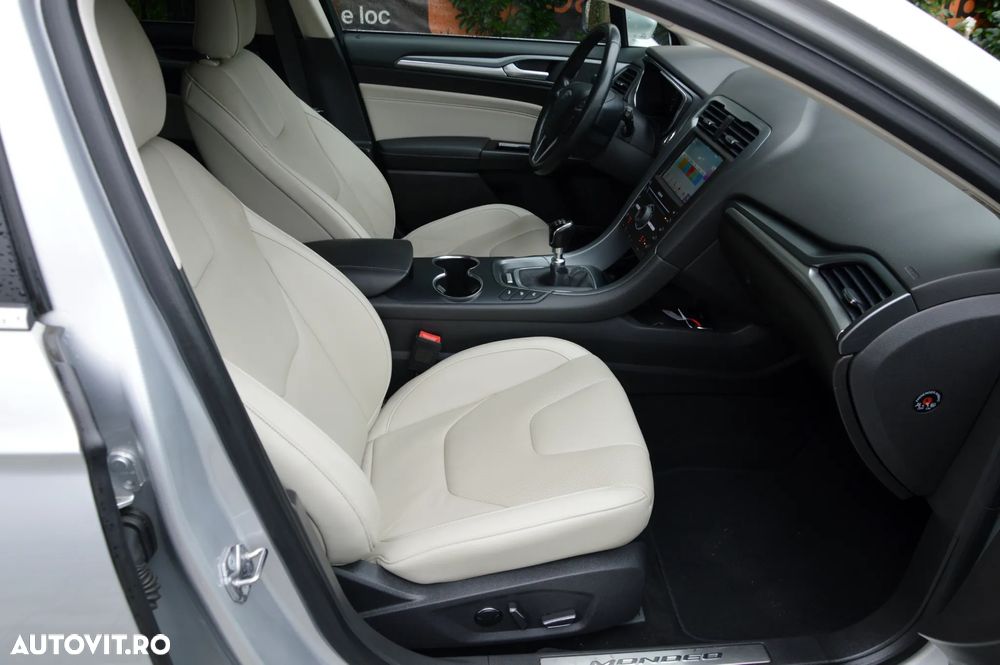Ford Mondeo 1.5 TDCi Start-Stopp Titanium - 38