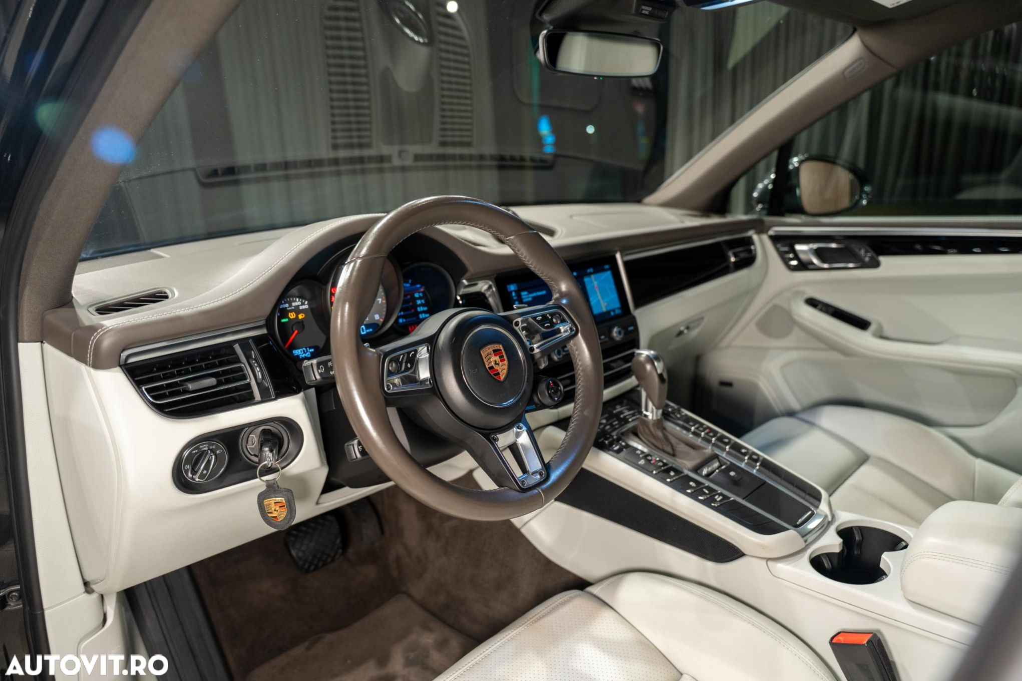 Porsche Macan - 22