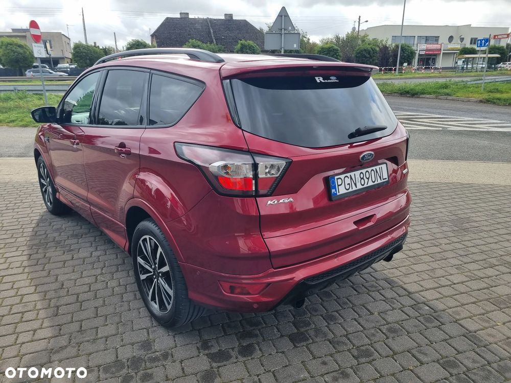 Ford Kuga 1.5 EcoBoost 2x4 ST-Line - 34