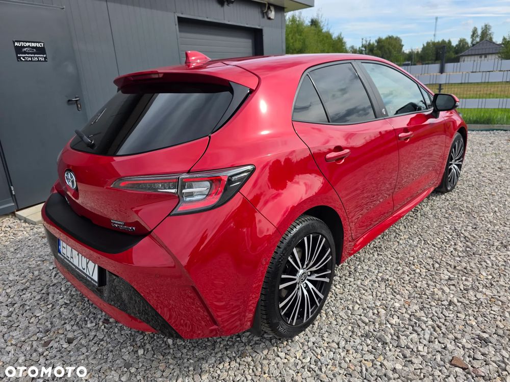 Toyota Corolla 1.8 Hybrid Team Deutschland - 35