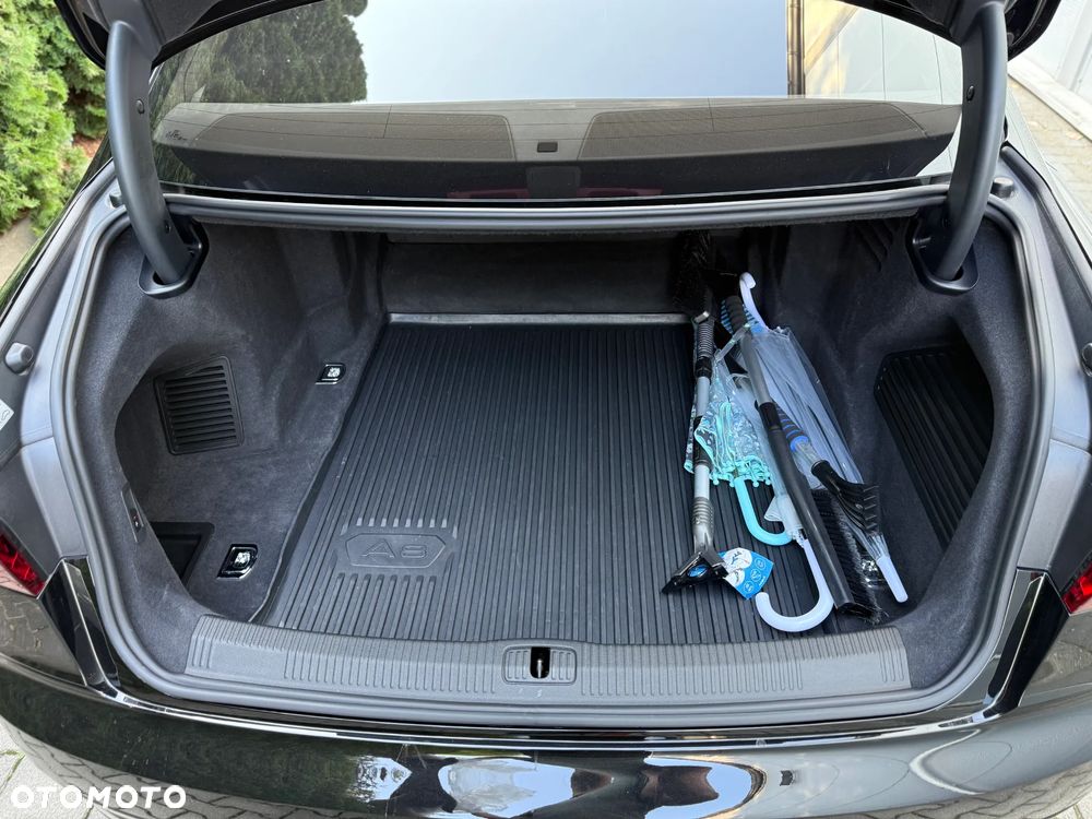 Audi A8 - 17