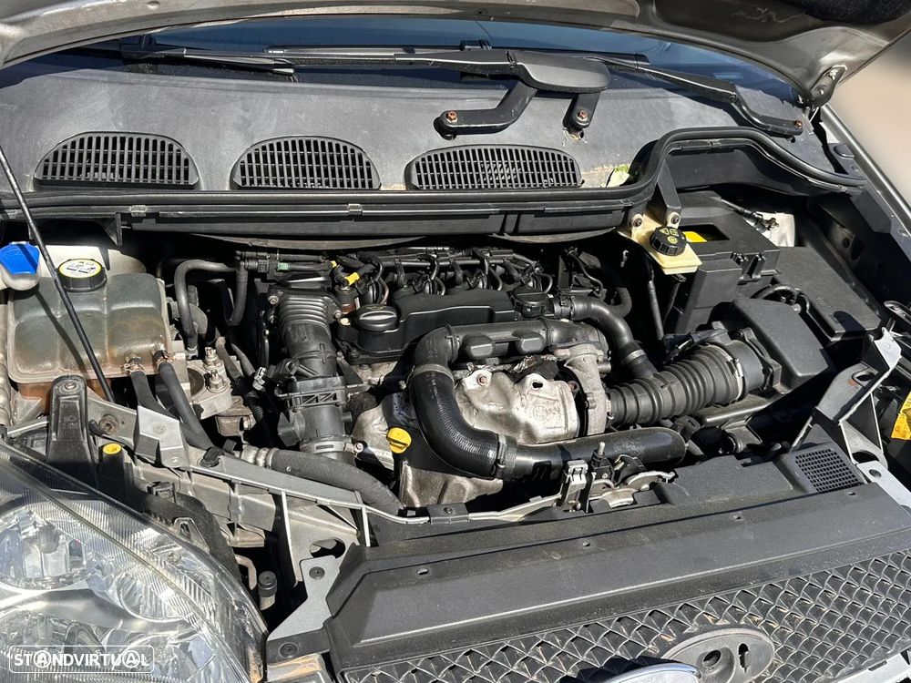 FORD Focus C-Max (DM2) 1.6 TDCi Diesel 109 cv  80 kW 2003 - 2007 G8DA para peças - 21