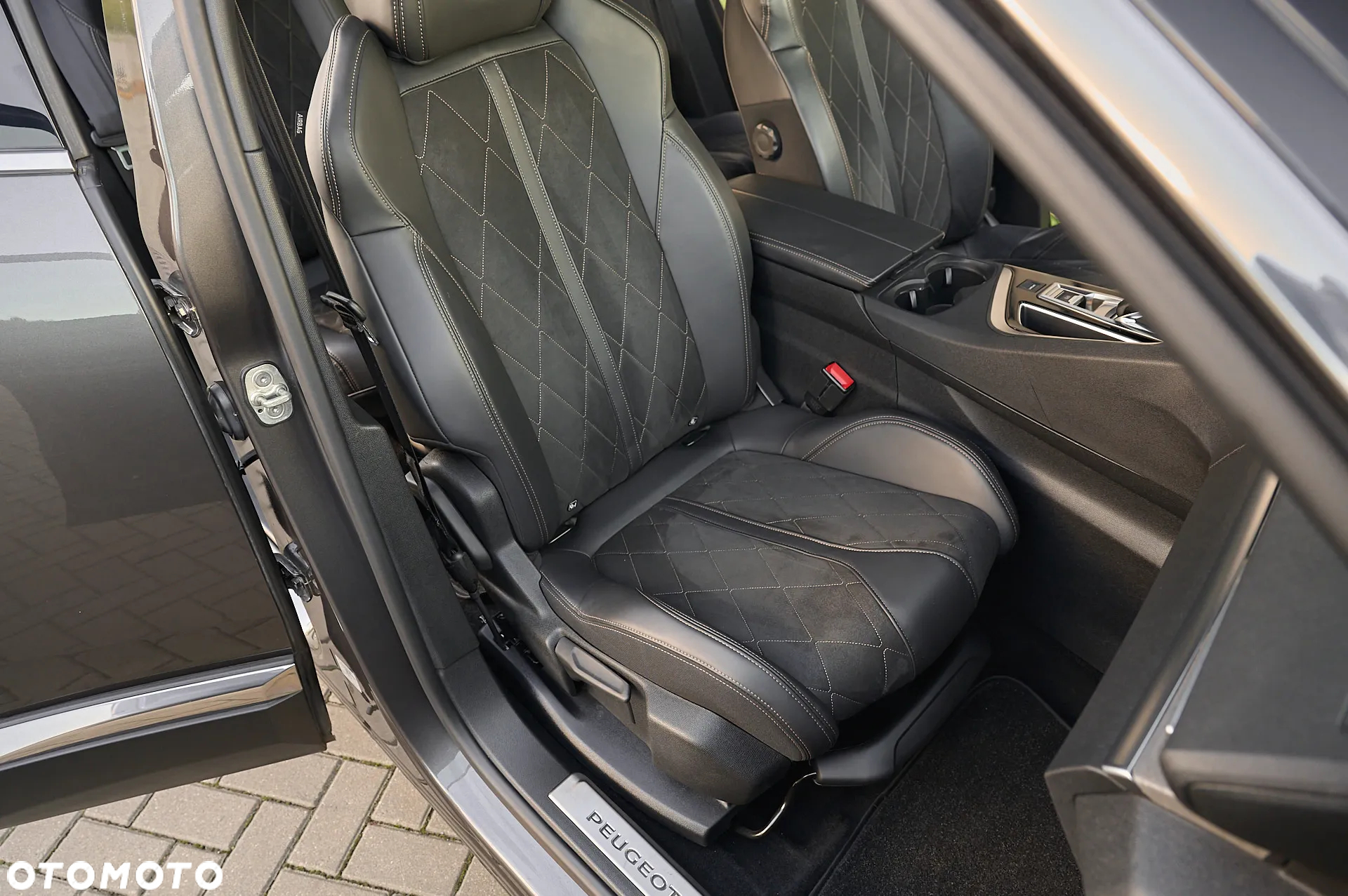 Peugeot 3008 2.0 BlueHDi GT S&S EAT8 - 21
