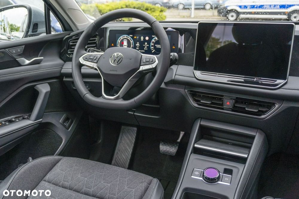 Volkswagen Tiguan - 19