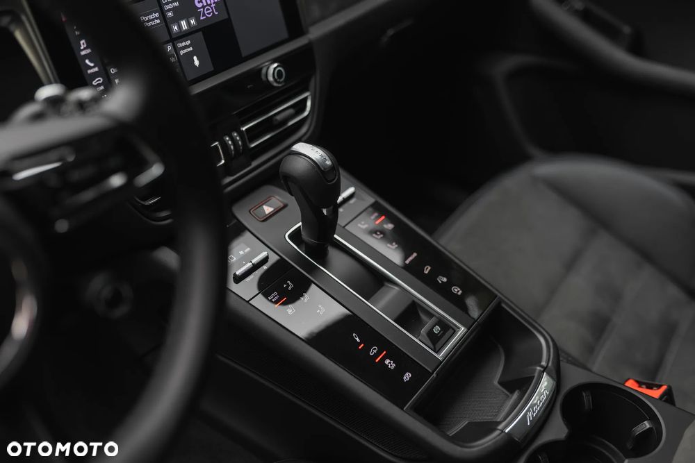 Porsche Macan GTS - 22