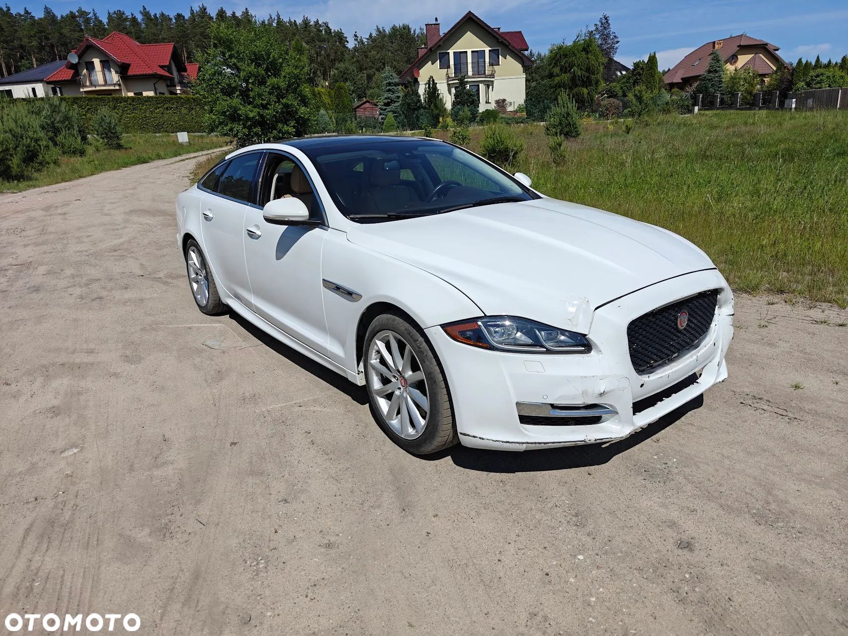 Jaguar XJ 3.0 T AWD R-Sport - 1