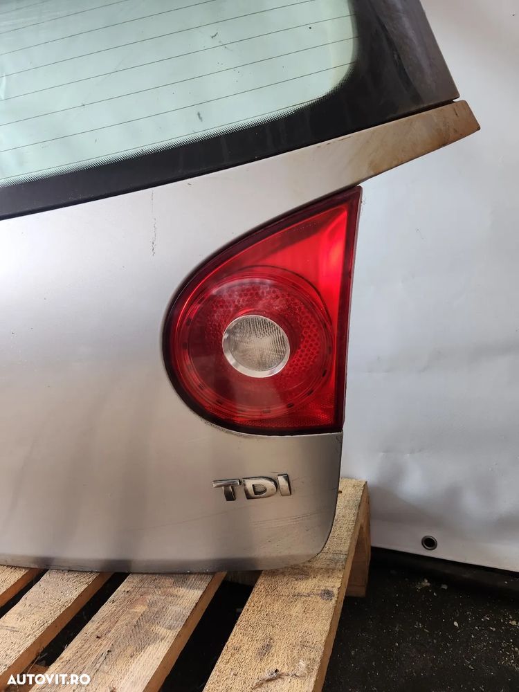 Stopuri Lampa Tripla Stanga Dreapta De Pe Haion Hayon Vw Golf 5 V Hatchback An 2004-2005-2006-2007- - 3