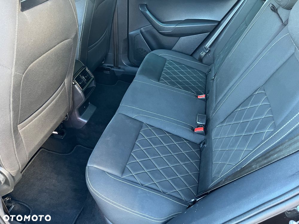 Skoda Karoq 1.5 TSI ACT DSG Sportline - 6