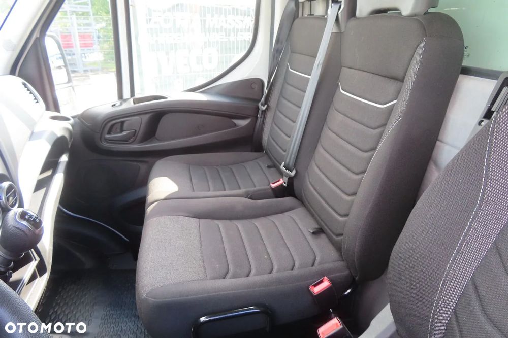 Iveco 3.0 Daily 35C16 kontener winda gwarancja - 13