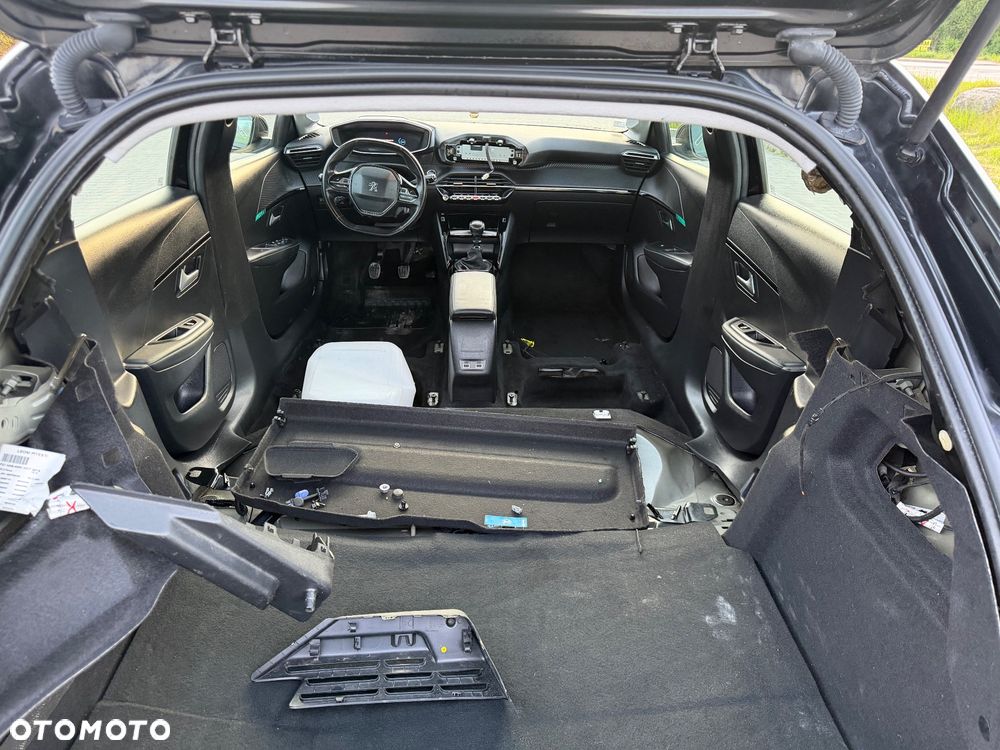 Peugeot 208 Benzin 100 Style - 11