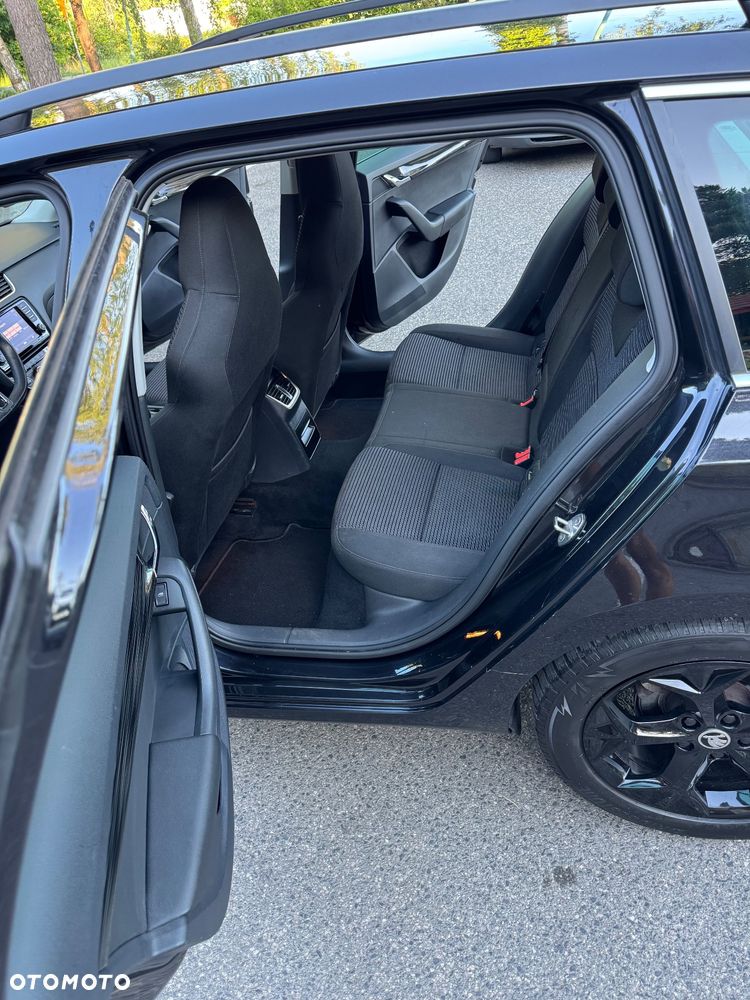 Skoda Octavia 2.0 TDI Elegance DSG - 15