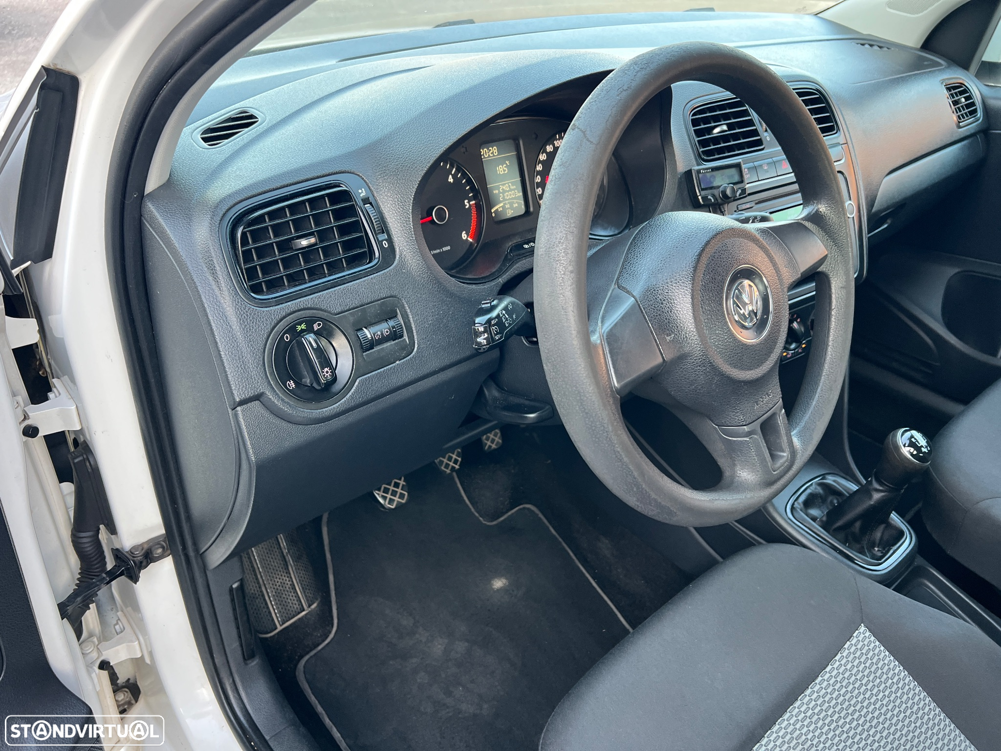 VW Polo 1.2 TDi Confortline - 20