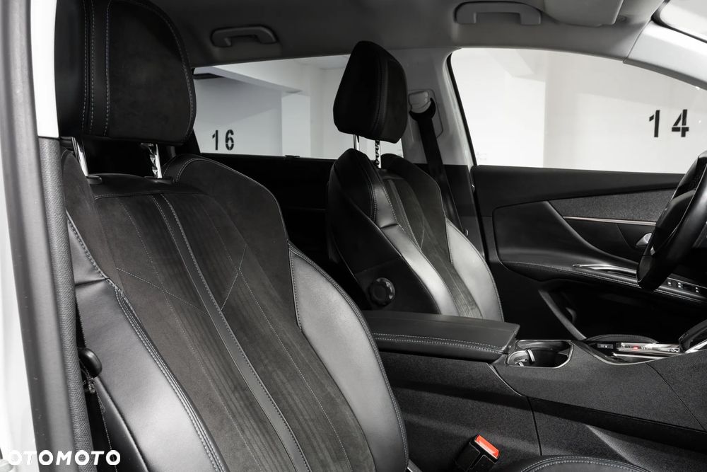 Peugeot 5008 - 29