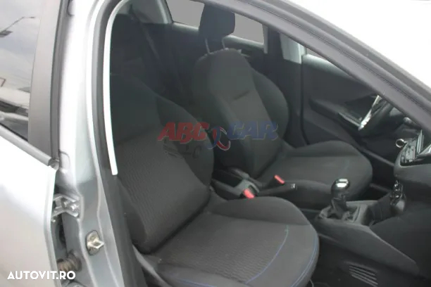 Usa/portiera Peugeot 208 1 1.2 VTI 82 CP benzina cod motor: HMZ 2015-2019 - 6