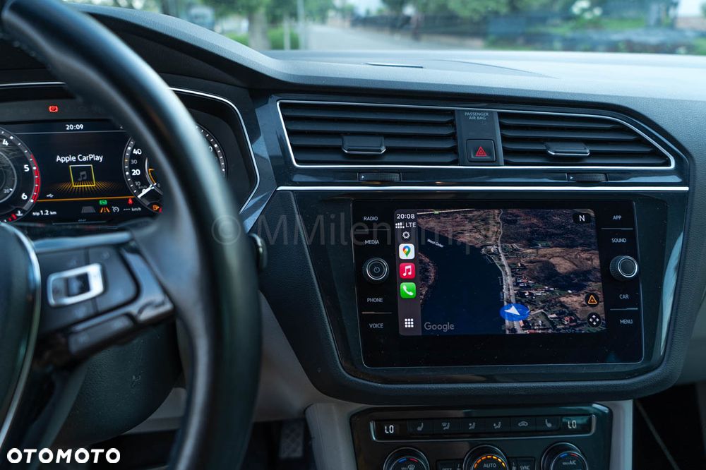 Volkswagen Tiguan - 11