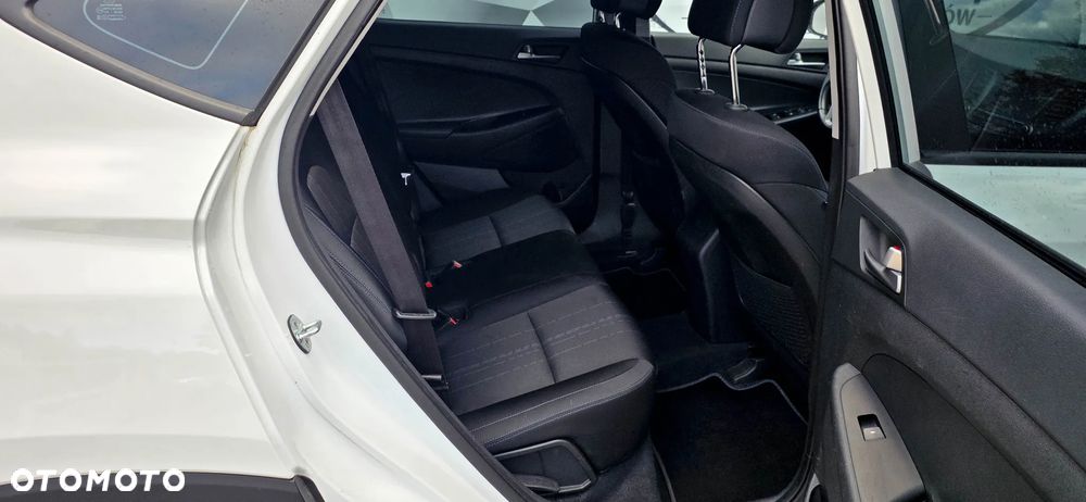 Hyundai Tucson blue 1.6 GDi 2WD Navi - 19