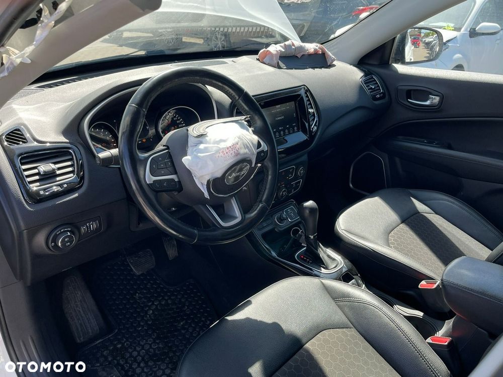 Jeep Compass 1.3 TMair Night Eagle FWD S&S DDCT - 7